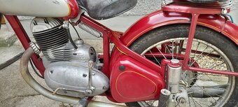 Jawa 250 pérák - 8