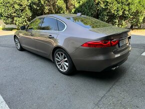 Jaguar XF Prestige 20D 132 kW AWD 2016 facelift - 8