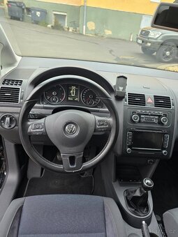 TOURAN 2.0TDI - 8