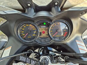 Suzuki DL 650 V-Strom 2005 - 8