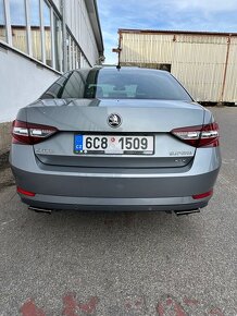 ŠKODA - Superb 2,0 TSi 4x4 DSG - 8