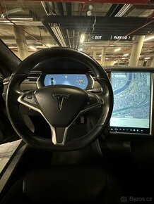 Tesla S 85D doživotní nabíjení zdarma - 8