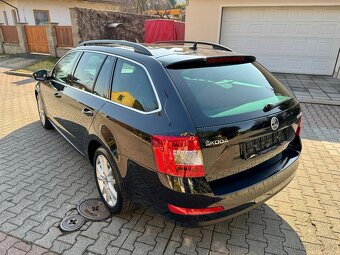 Škoda Octavia Combi III 2.0 TDI 110KW Elegance - 8