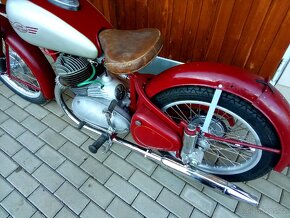 Jawa Pérák 350 - 8