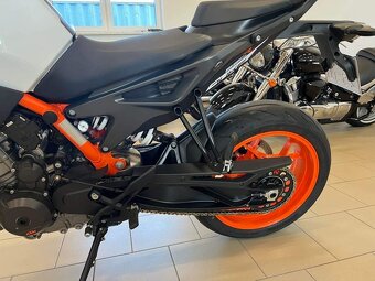 Ktm Duke 890R - 8
