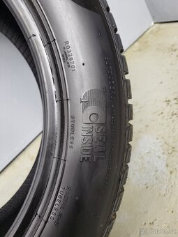 4x 215/55R17 Pirelli Sottozero 3 Nové - 8