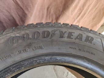 Zimní pneu Goodyear 185 60 15 - 8