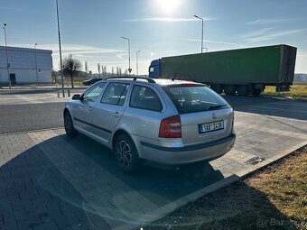 ŠKODA OCTAVIA 1.6 MPI - 8