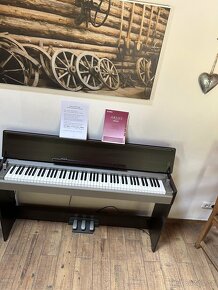 Stage piano a dig. piano  Yamaha P-45 a S031 - 8