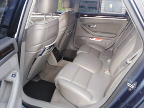 AUDI  A8 3.0 TDI - 8