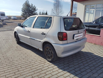 Nabízím VW Polo 1,4-44 kW - 8