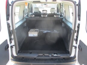 RENAULT KANGOO 1,5dCi 110k MaxiLife Klima GPS 2014 - 8