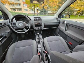 Volkswagen Polo Sedan 1,9 SDI - 8