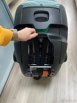 Britax Römer Baby Safe 5Z2 - 8