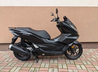 Skútr - 2023 HONDA PCX 125 - 8