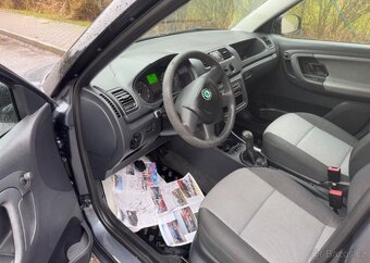 Škoda Fabia II 1,2i , serviska , 1 Majitel benzín - 8