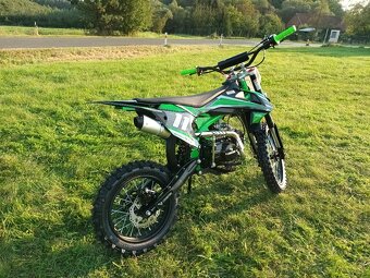 Pitbike Shark 125cc 17/14 E-start zelená - 8