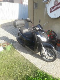 Piaggio Carnaby 125 - 8