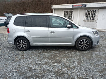 Volkswagen Touran, 1.6TDi,r.12,s.kniha,NAVI - 8