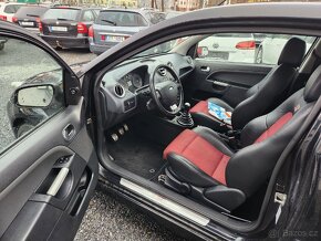 Ford Fiesta 2.0 i ST - 8