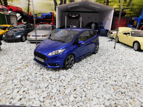 model auta Ford Fiesta ST Mk7 /Ford Puma Otto mobile 1:18 - 8