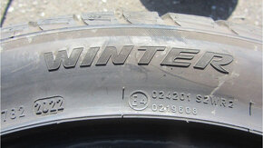 Zimní pneu 245/45/19 Pirelli - 8