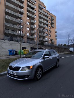 Škoda Octavia 3 2.0tdi DSG - 8