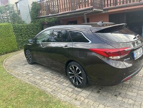 HYUNDAY I40 1.7CRDI NAJETO 70 000Km - 8