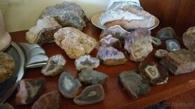 Prodame rezane i cele mineraly jako achaty, chalcedony, jasp - 8