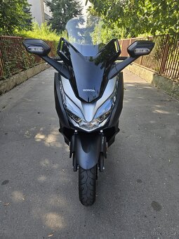 Honda Forza 300 ABS - r.v. 6/2020, najeto : 18.700km - 8