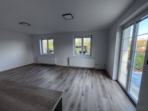 Rodinný dům 4kk 130m2  pozemek 1730 m2 - 8