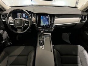 Volvo V90 D4 140kW AWD Momentum 2021 - 8