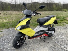 Aprilia SR 50 - 8