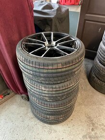 Alu kola Motec MCT10 8,5J 5x112 R19 ET45 235/35/19 - 8