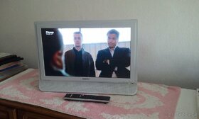 Sony Bravia KDL 20B 4030 - 8