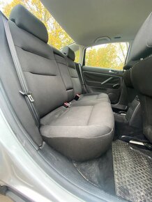 VW Passat B5.5 1.6i Sedan - 8