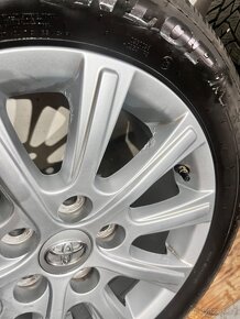 5x114,3 R16 originál zimní sada Toyota Avensis 205/55 - 8