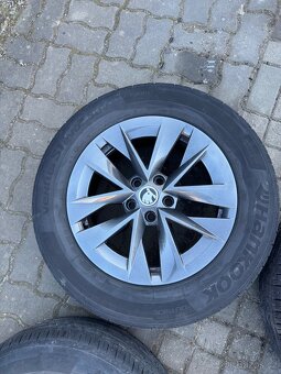 ORIGINÁL Alu Škoda ROTARE R17, 5x112 - LETNÍ PNEU - 8