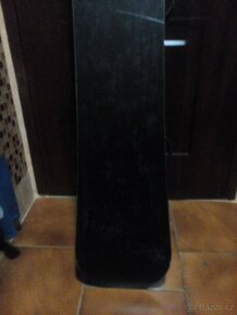 Prodám úplně nový snowboard CRAZY CREEK 125cm dlouhý. - 8