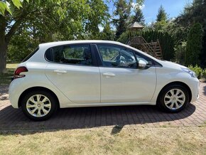 Peugeot 208 1,2i 60kw - 8