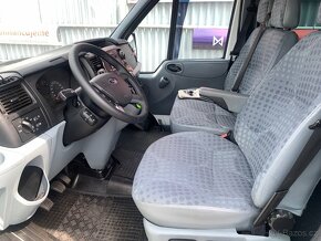 FORD TRANSIT 2,2 TDCi 74 kW 280 SWB KOMBI  6. Míst - 8