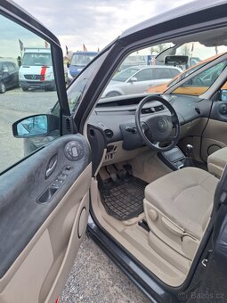 Renault Espace 2.2 DCi Expression 110Kw - 8