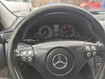 Prodám Mercedes Benz c 2.7 cdi 125 kW manuál - 8