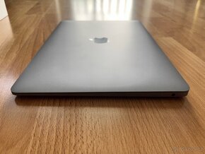 Apple MacBook Air 13,3" Space Grey 2019, TOP STAV - 8