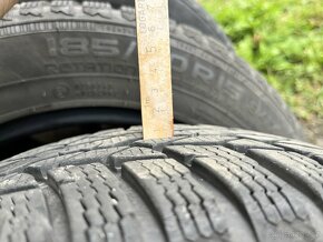 Zimní pneu 185/60R15 84T Nokian  VRD4 sada 4 ks - 8