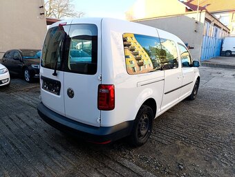 Volkswagen Caddy Maxi - 8