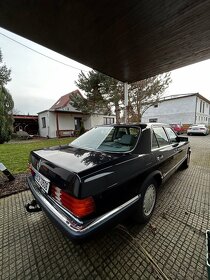 Mercedes-Benz W126 300 SE - 8