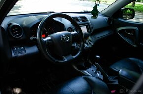 Toyota RAV4 2.2l D-CAT 150 Premium Navi A/T - 8