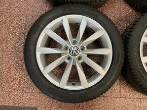 riginál Volkswagen ALU kola 5x112 r17 zimní pneu 6,5mm - 8