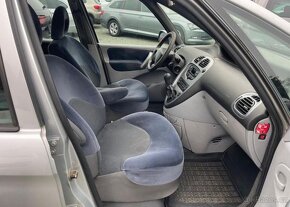 Citroën Xsara Picasso 2.0 HDI nafta manuál 66 kw - 8